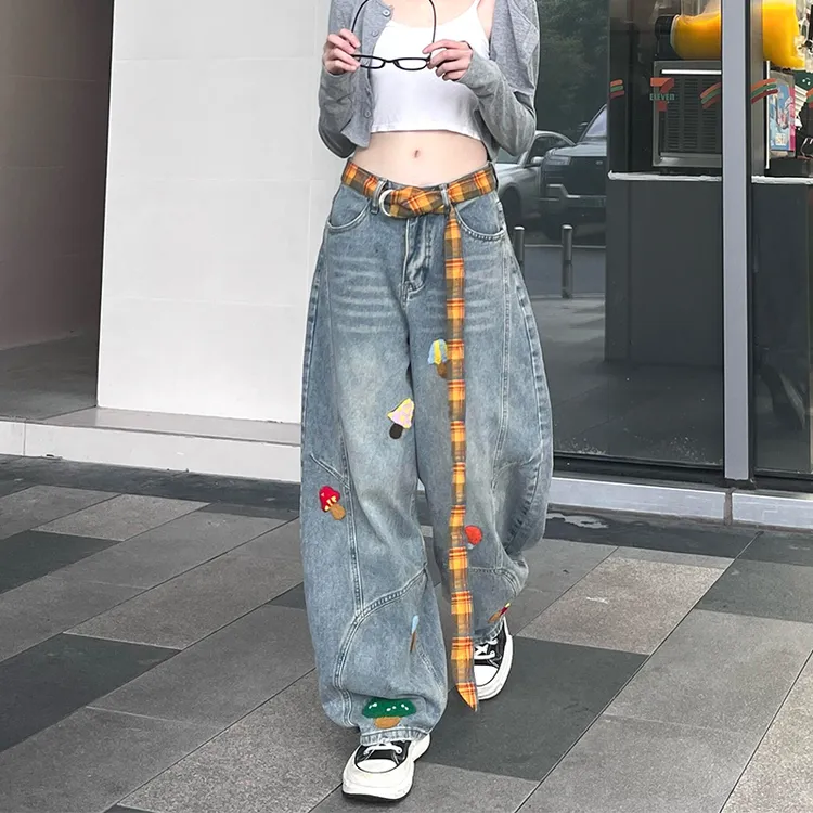【送同款腰带】设计感弯刀牛仔裤女秋季新款复古卡通毛巾刺绣阔腿裤