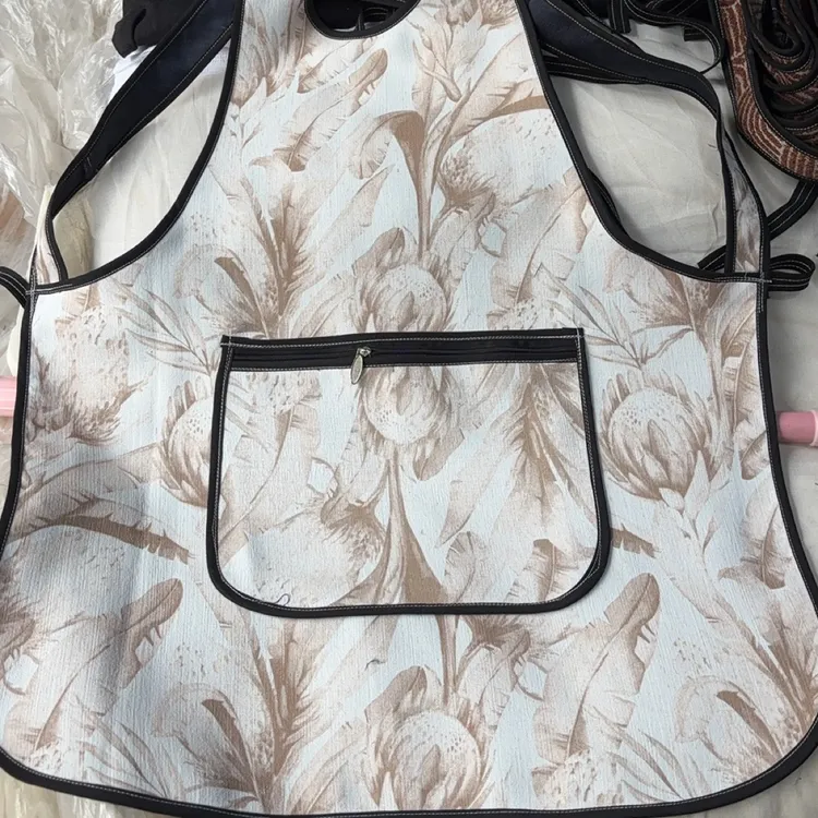 耐磨厚款时尚简约风极简风围裙防油通用厨房