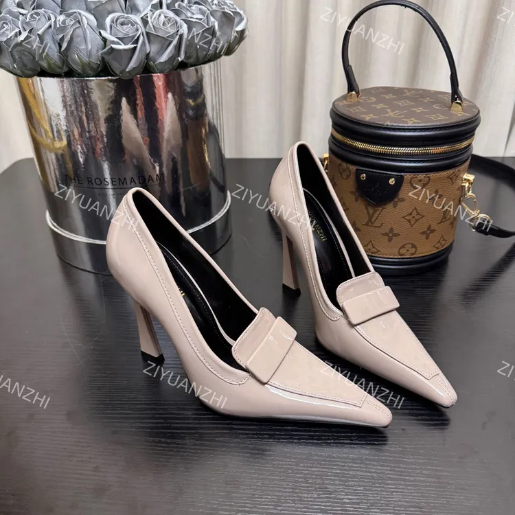 【柒七匠心】杨树林复古方扣高跟鞋2025新款大象灰百搭气质时尚单鞋