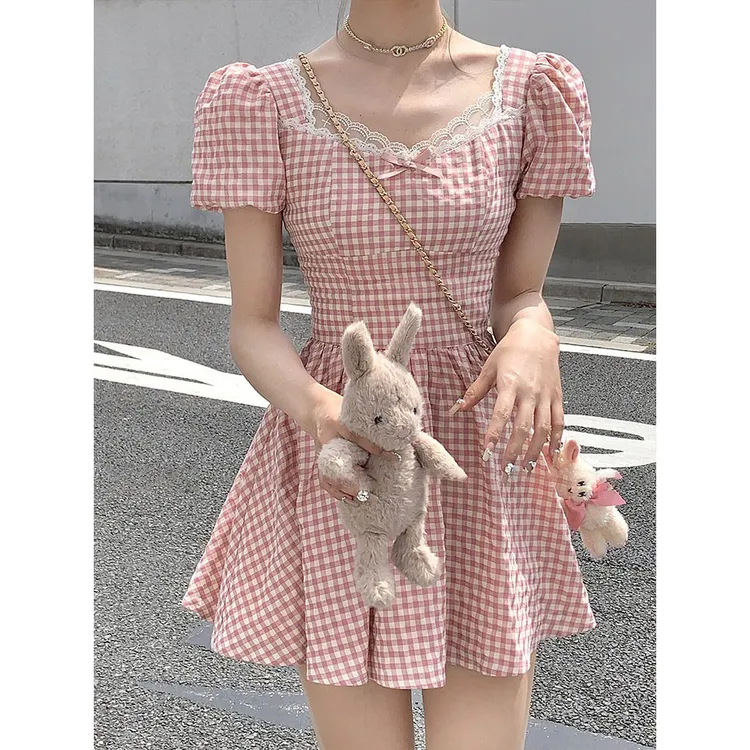 【奶糖甜豆】甜妹气质夏日格纹连衣裙女新款泡泡袖公主裙短裙显瘦复