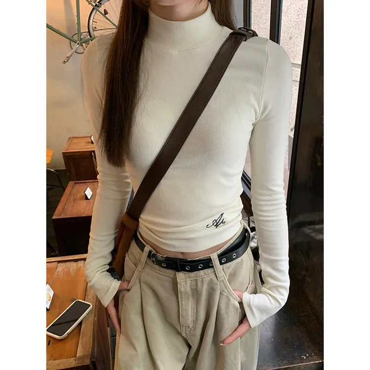 小香风半高领针织打底衫女秋冬2025新款冬高级感修身内搭长袖上衣