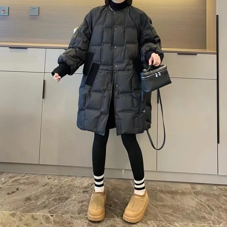 欧货高级感方块羽绒服女冬季中长款2025年无领白鸭绒过膝外套