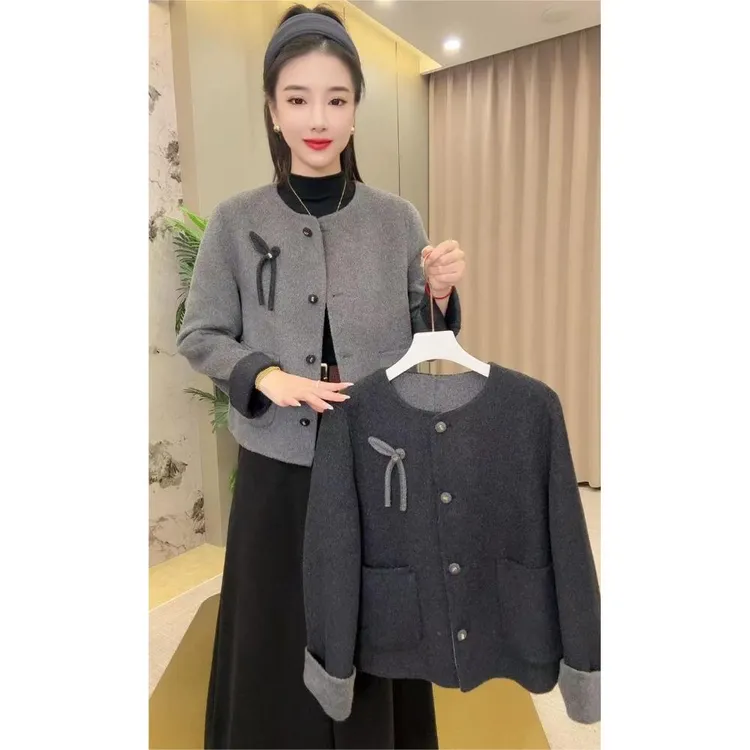  秋季胸口蝴蝶结双面拼色羊毛大衣高品质女款