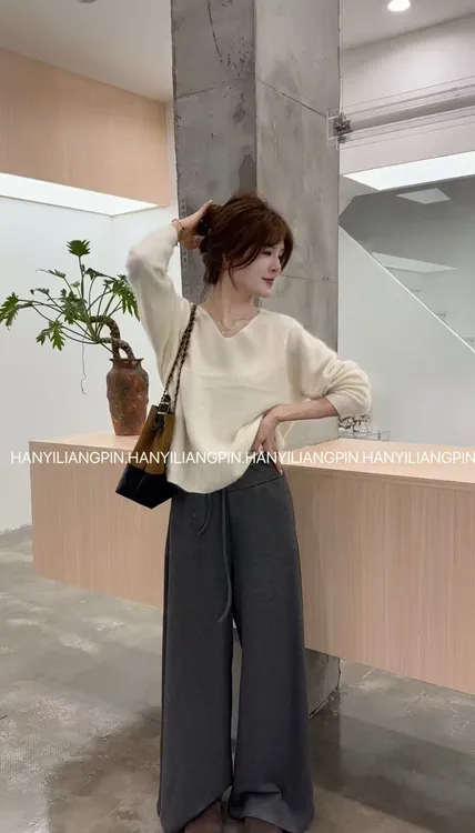 【白桃汽水】V领绵羊毛长袖针织衫（不可机洗）