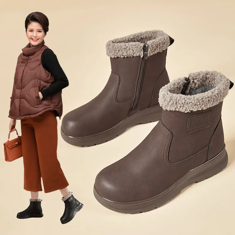 冬季雪地靴妈妈棉鞋加绒保暖防滑中老年老人皮鞋不累脚中年女鞋子