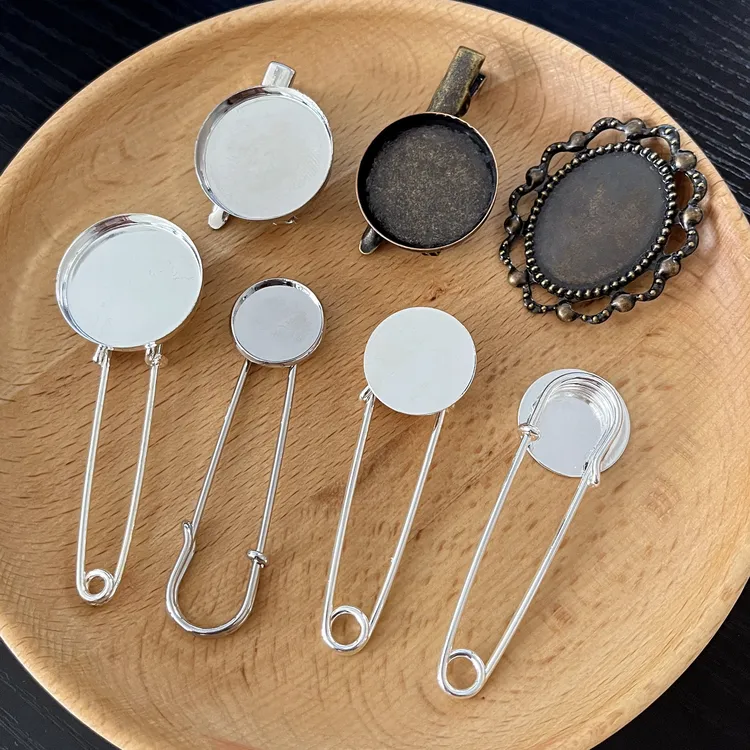 铜合金胸针 雅缤 胸针底托韩版男女通用 热卖款  DIY 配件现货