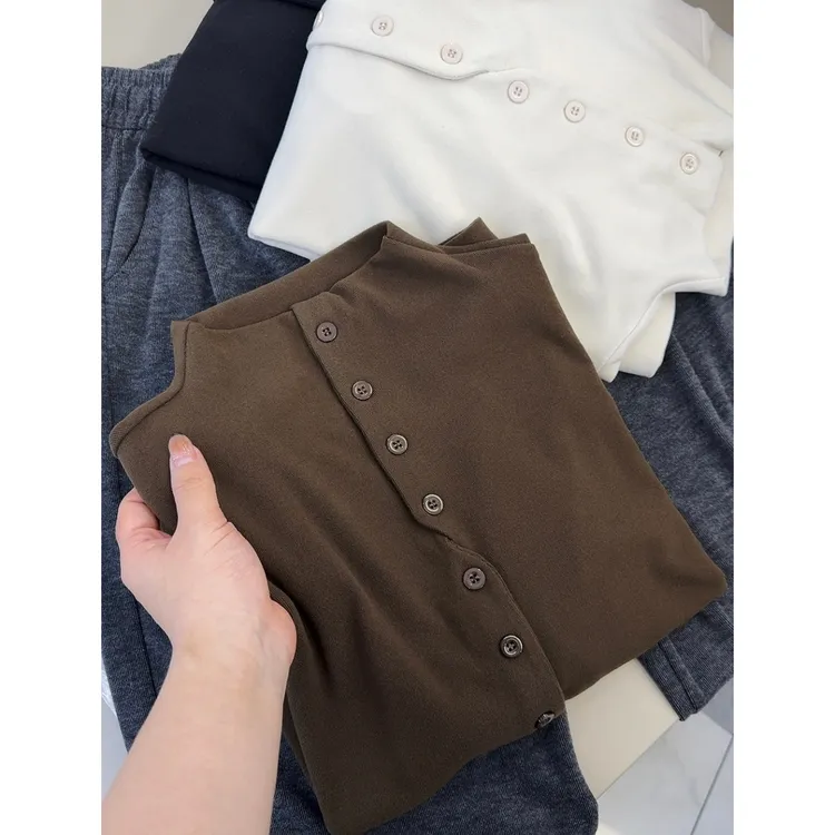 交错扣慕斯绒」！秋冬可外穿绒感加厚内搭高级感上衣