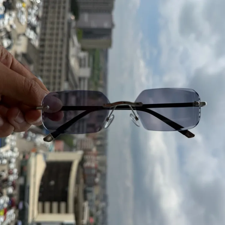 【新疆西藏包邮】变色防蓝光眼镜无框切边商品图