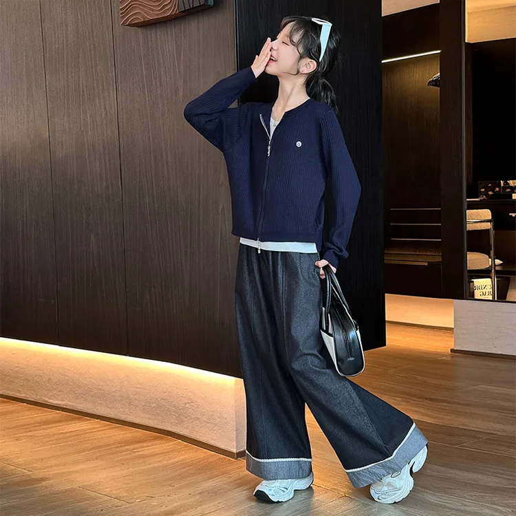 童装女童春秋季韩系设计感假两件开衫毛衣复古牛仔直筒裤套装潮衣