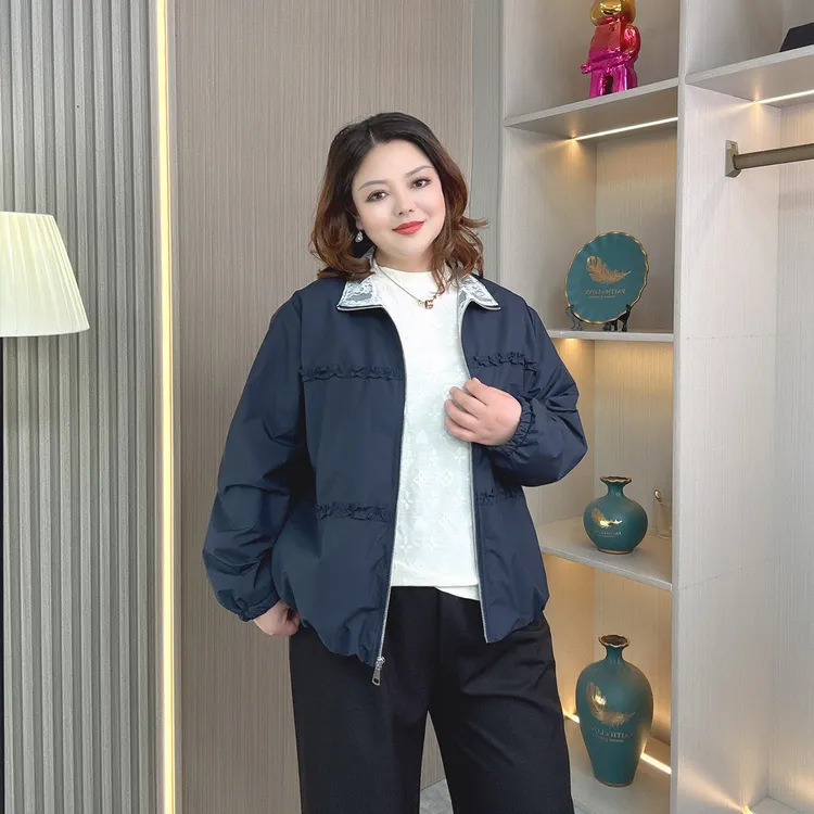 秋季新款大码女装设计感蕾丝拼接长袖外套宽松休闲百搭棒球服上衣