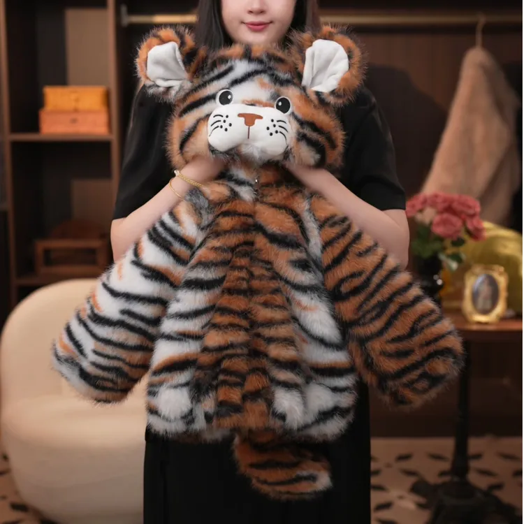 2025亲子款毛茸茸萌宝可爱小老虎草草冬季保暖短款加绒加厚外套