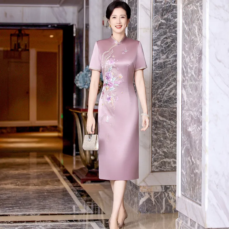 高端轻奢高级感醋酸缎面喜婆婆礼服2025新款秋季女方妈妈婚宴装