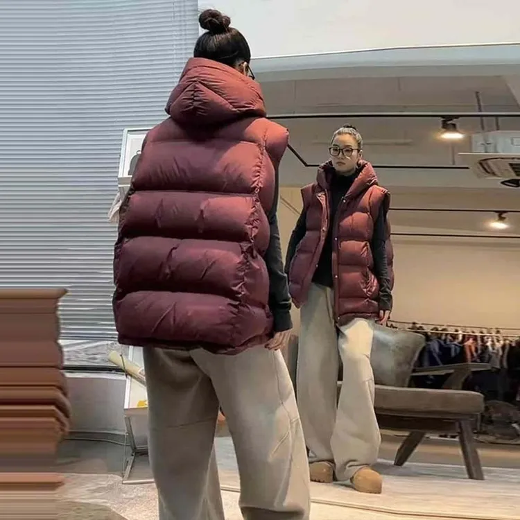 2025秋冬季新款女士欧洲站夹棉马甲宽松百搭上衣无袖连帽大码马夹