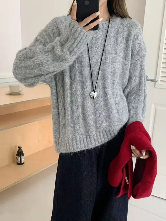 韩系复古麻花温柔风针织毛衣女秋新款洋气软糯时尚高级感圆领上衣