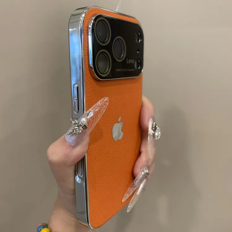 大视窗精孔散热防滑适用苹果17手机壳16ProMax硬壳15时尚14