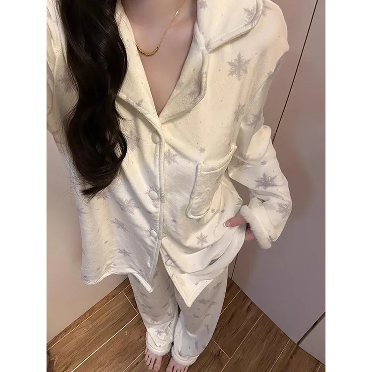圣诞雪花高品质海岛绒睡衣女秋冬季新款加绒高级感保暖家居服套装