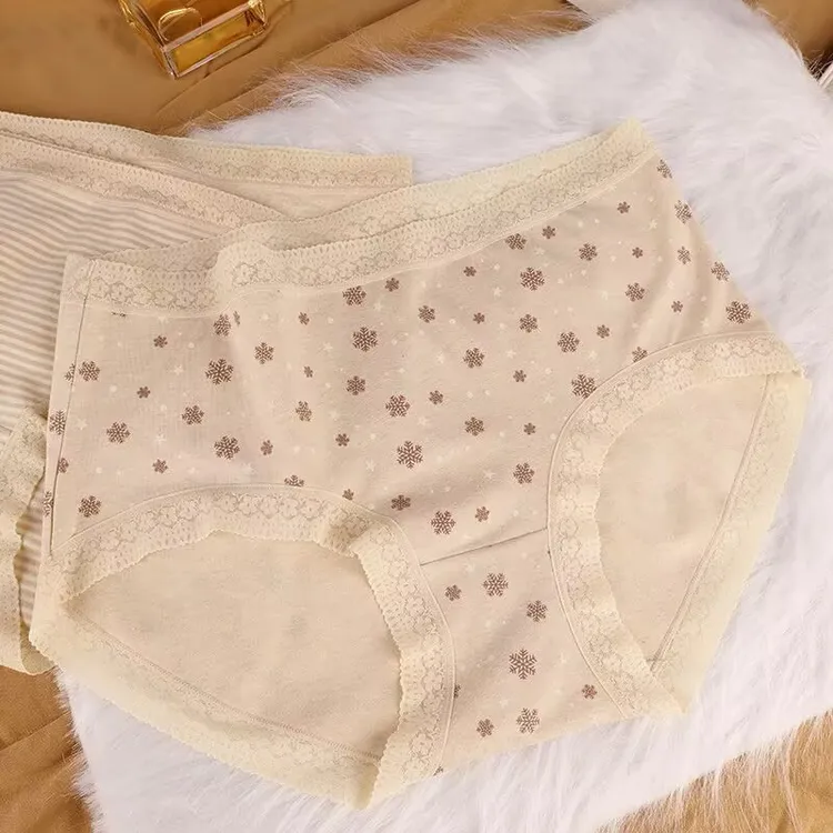 2025年夏季爆款纯棉女士内裤100%全棉a类抗菌裆中腰包臀女三角裤