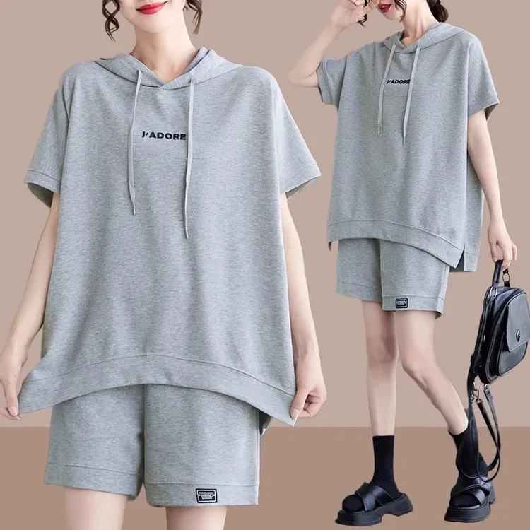 香朵儿休闲风百搭显瘦两件套女2026夏季新款连帽透气短裤小众短袖