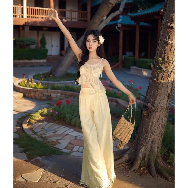 落花惊雨 V领褶皱不规则层纱上衣+阔腿长裤+开衫三件套度假风套装