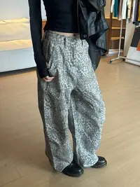 HHYB Hello低腰宽松甜酷时髦辣妹水洗磨白豹纹牛仔裤女Q254307
