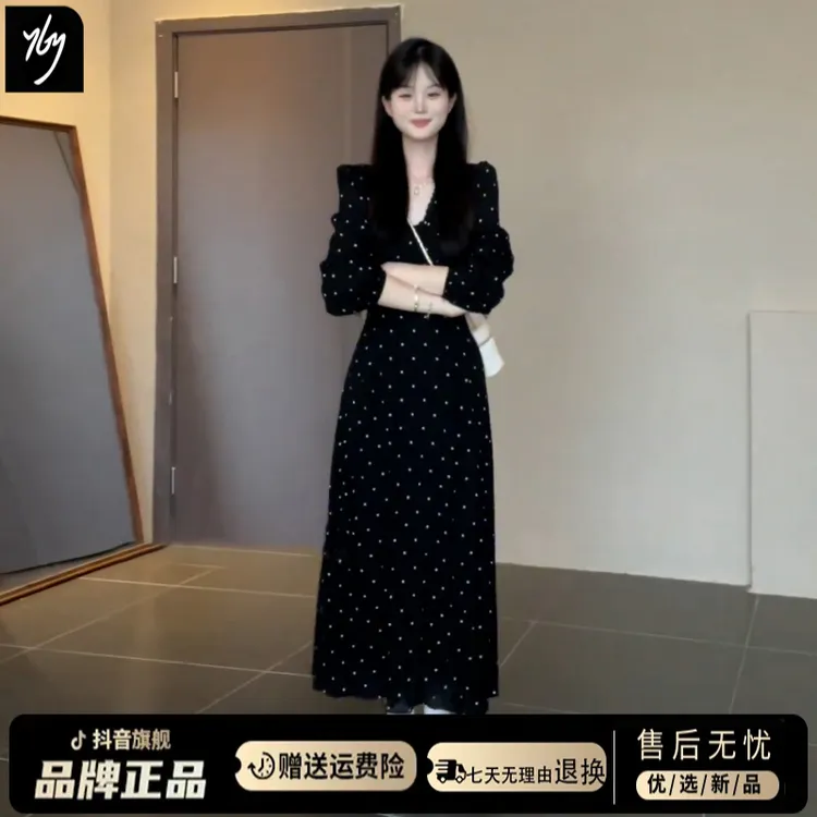 法式黑色v领波点长袖连衣裙子早秋季2025新款小个子气质收腰长裙