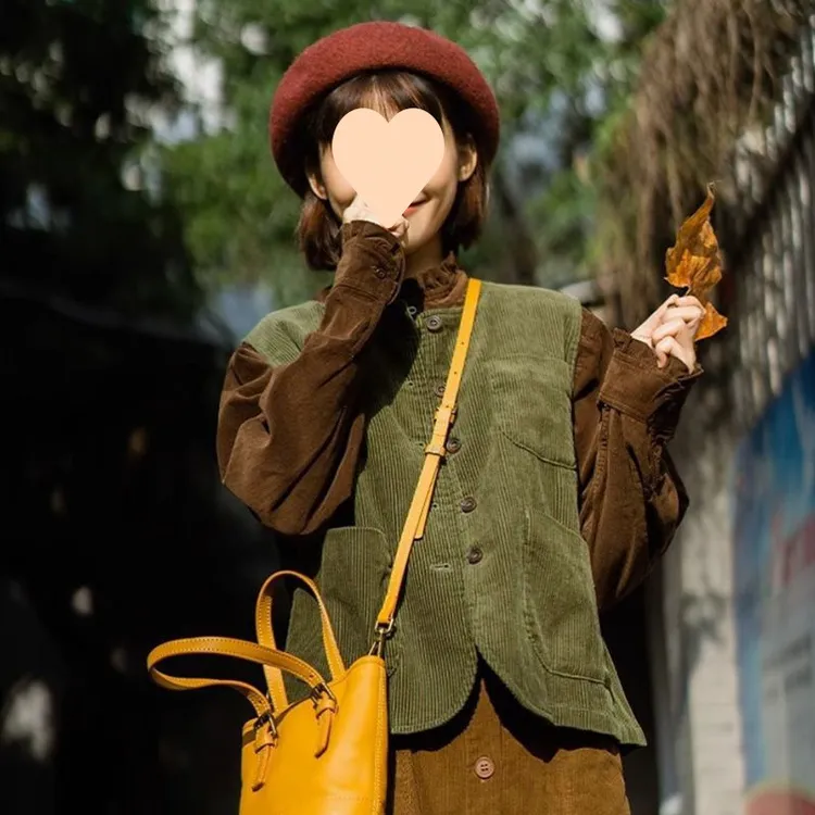 2025灯芯绒马甲女秋装日系新款复古坎肩甜美叠穿马夹无袖上衣外套