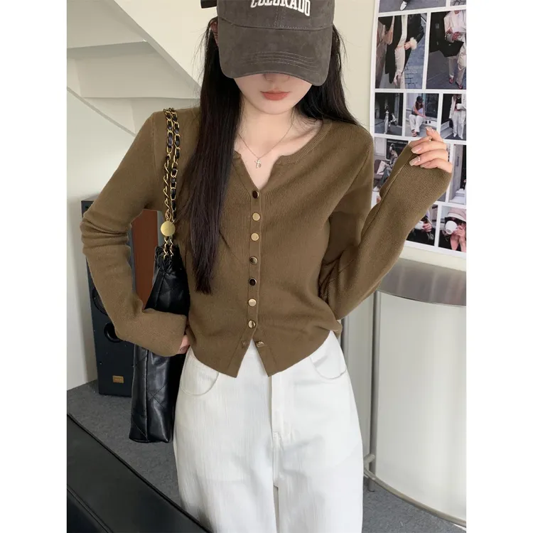 2025春秋新款高级感软糯纯色简约短款针织长袖开衫毛衣女上衣