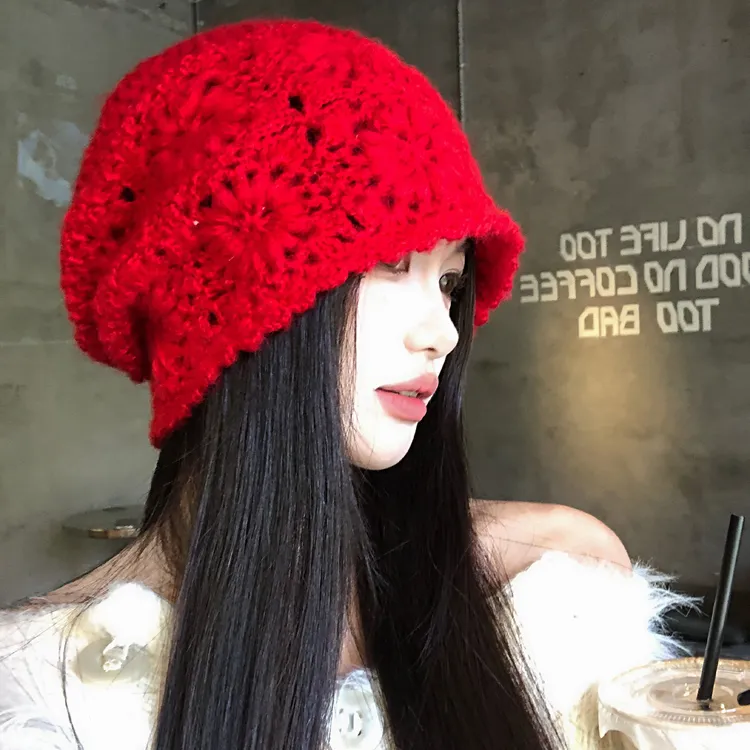 红色花朵针织镂空毛线包头帽子女秋冬季大头围手工编织套头堆堆帽