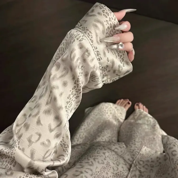 韩系高级感豹纹缎面冰丝睡衣女秋季新款大码长袖长裤家居服两件套