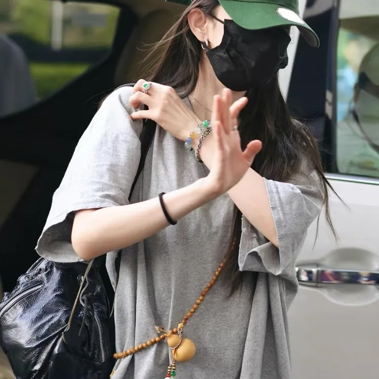 明星同款木质葫芦斜跨手机链新中式复古高级感禅意平安毛衣链女款