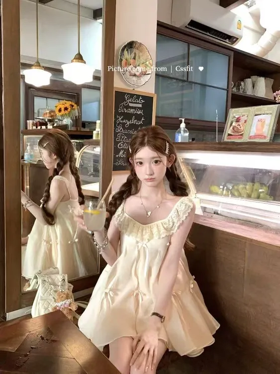 FRVXO椰香浮云 奶油黄蝴蝶结蕾丝花边蓬蓬无袖甜美上衣