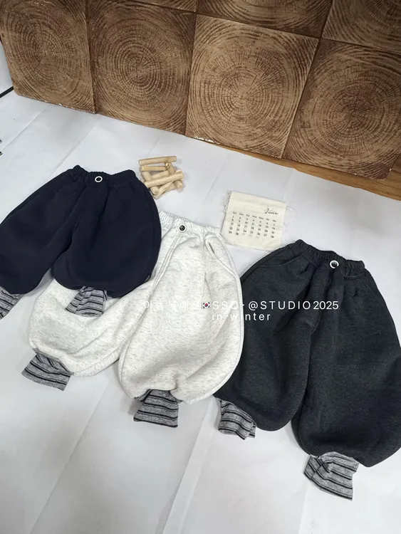 winter穿搭指南·条纹裤脚韩国卫裤时尚韩版