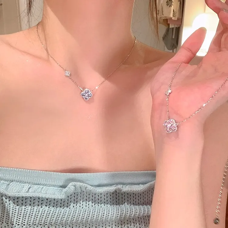 铜合金锆石项链 2025新款爆闪满锆幸运四叶花项链女精致脖颈链