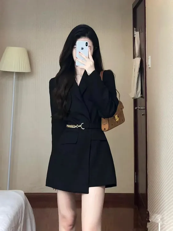 黑色西装外套女2025早秋装新款冷淡系高级感炸街气质女神范小西服