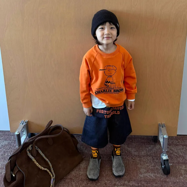 现货幼儿园男童史努比加绒卫衣2025新款秋装宝宝儿童痞帅橘色上衣