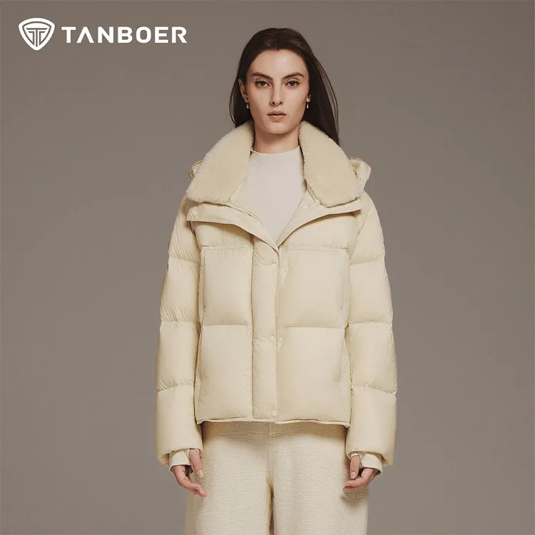 坦博尔布朗尼轻奢时尚连帽短款羽绒服TB5520372Z