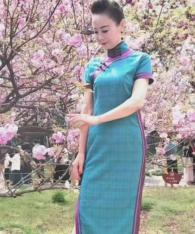 李月英定制孔雀兰格子古典旗袍（定制可修改不退换送69元耳环）