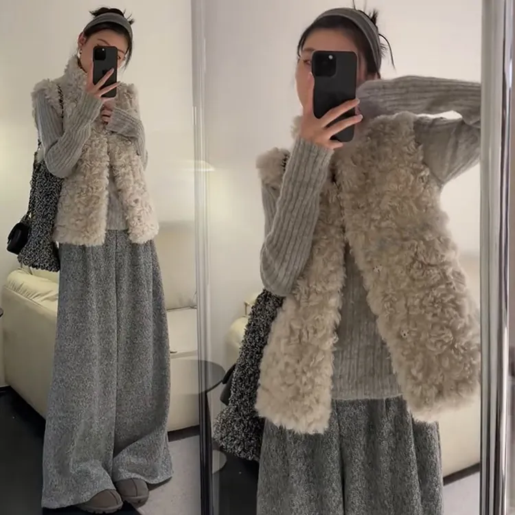 孕妇套装秋冬新坑条打底+可调孕妇裤+羊羔毛马甲韩系慵懒风三件套