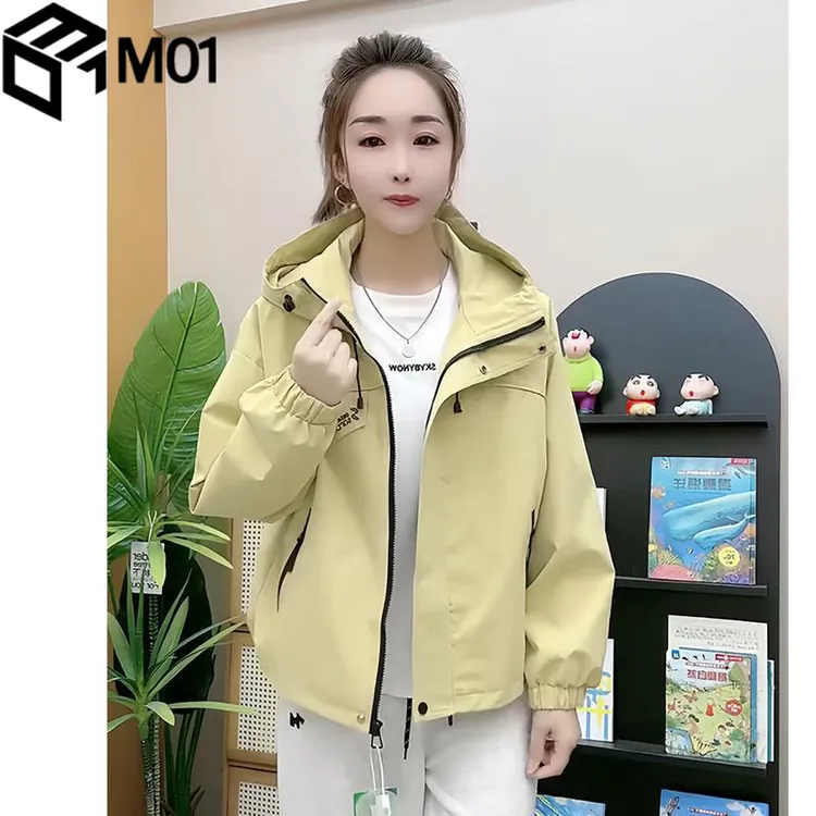 M01休闲冲锋衣短外套女士2025年秋季新款百搭工装夹克上衣潮流