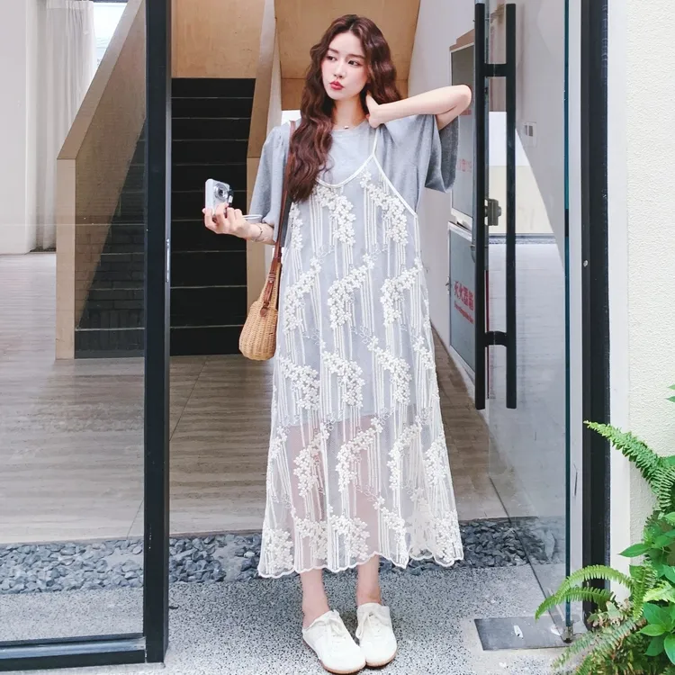 甜美蕾丝镂空罩衫吊带裙套装女夏2025新款高级感叠穿连衣裙两件套