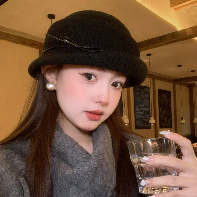 赫本风黑色帽子女2025新款留洋千金风礼帽气质高级感贝雷帽渔夫帽