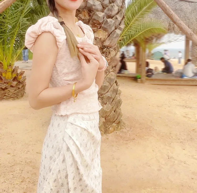 扎花短袖一字肩法式杂志风T恤气质套装ins百搭