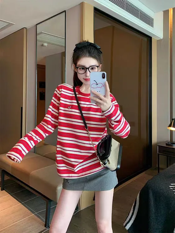红色条纹长袖t恤女2025新款春秋美式复古宽松休闲打底衫套头上衣