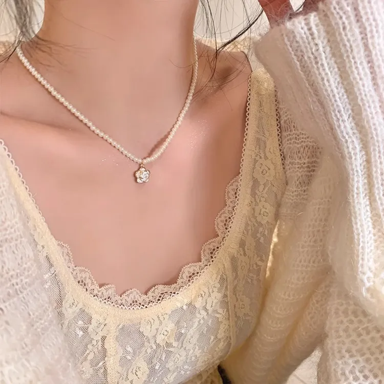 合金项链 温柔气质山茶花珍珠项链女高级感轻奢小众choker锁骨