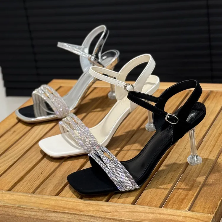 网红气质水晶细跟名媛8cm高跟鞋女2025新款夏季仙女水钻轻奢凉鞋
