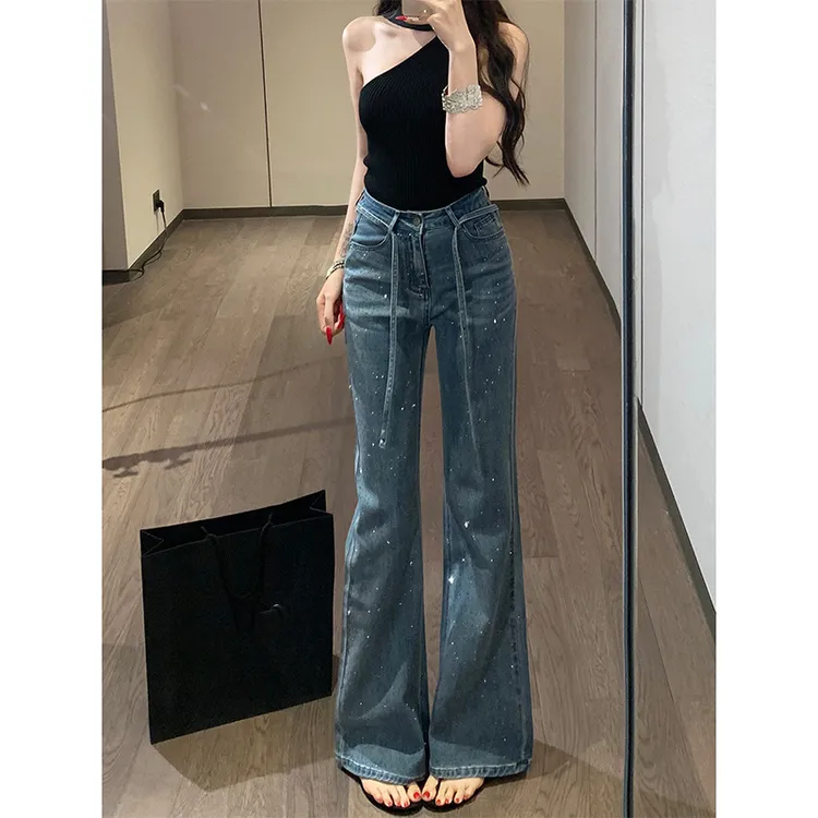 满天星闪钻不贴腿微喇牛仔裤女2025秋季高腰抽绳显瘦显腿直拖地裤
