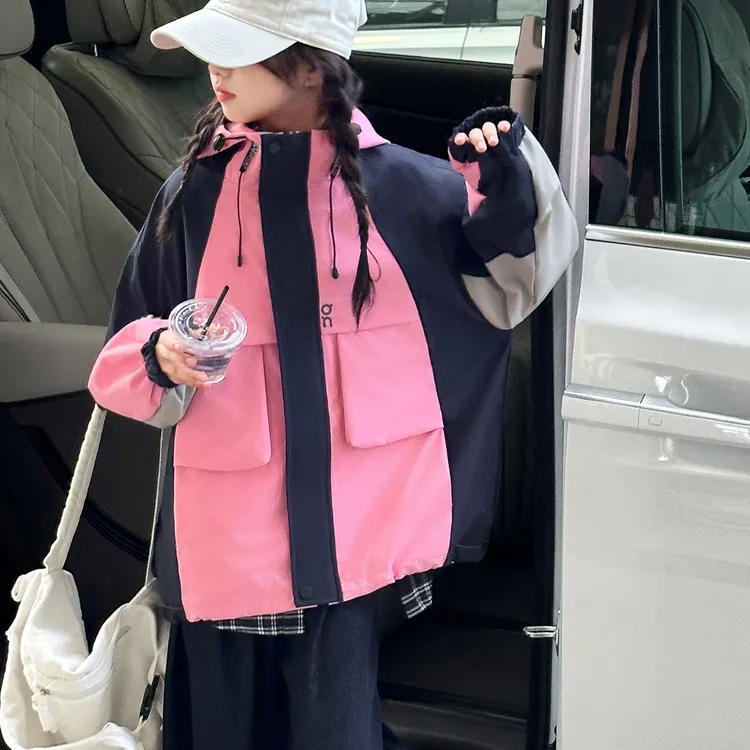 女童秋季韩版运动连帽冲锋衣外套2025洋气学生潮款宽松工装夹克