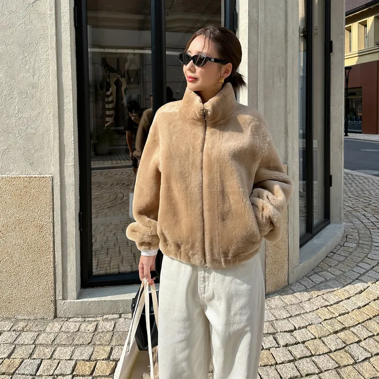 Beauty WeekDYJ 进口美利奴皮毛一体外套女短款立领宽松上衣