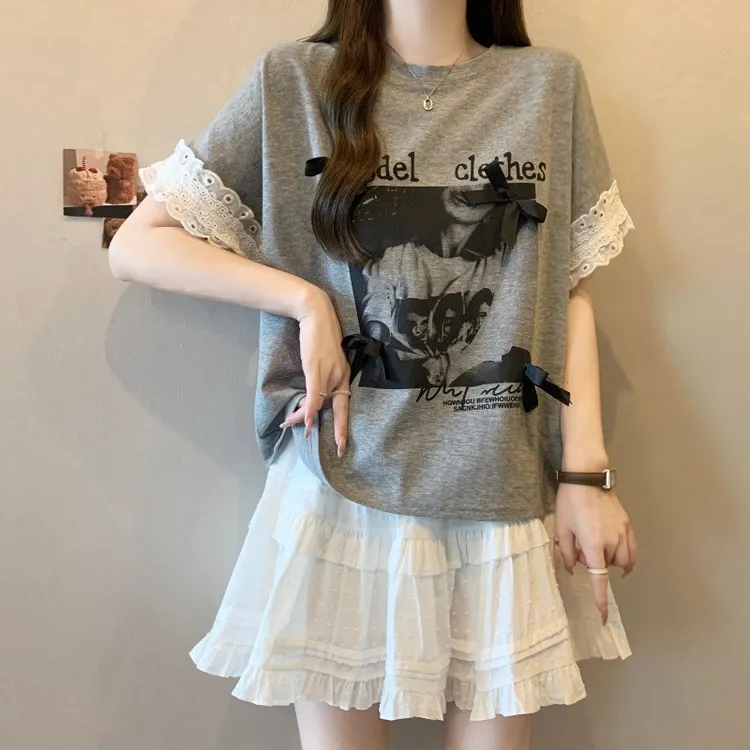 大码女装胖mm夏季时尚洋气蝴蝶结蕾丝灰色短袖T恤宽松遮肚子上衣