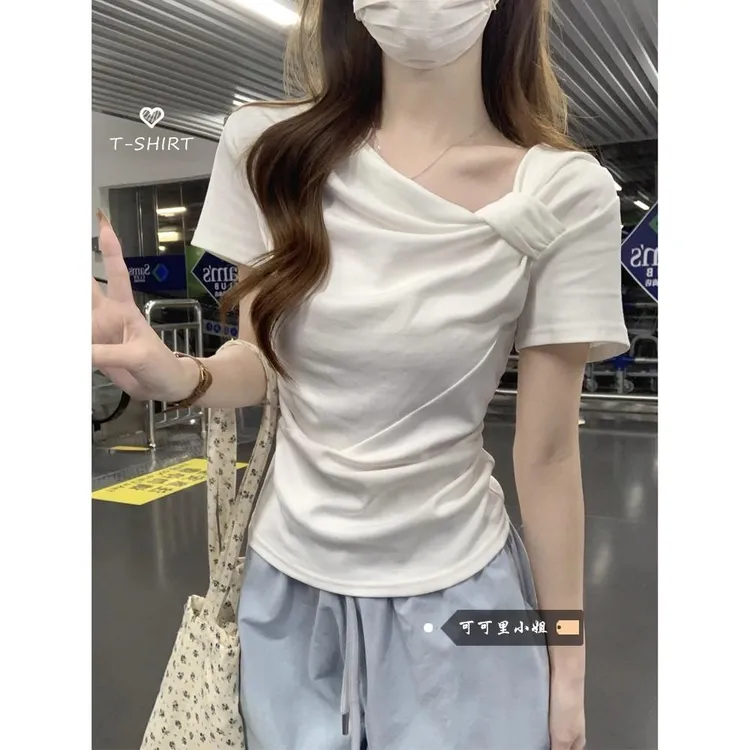 别致斜领短袖夏季t恤衫2025新款气质褶皱显瘦白色设计感修身上衣